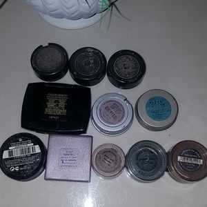 Makeup - Huge lot of MAC Urban Decay shadows Makeup - Huge lot of MAC Urban Decay shadows